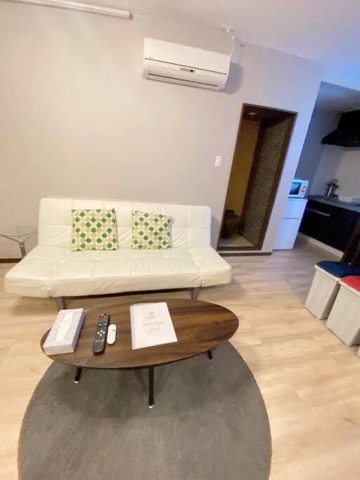 Appartamento 月the House Located In Tsuruhashi Easy To Accces Osaka Esterno foto